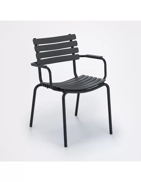 CLIPS Dining Chair - Clay Lamellas. Black Aluminum Frame, Aluminum Armrest.